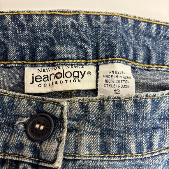 Newport News Bootcut Button Side Stripe Women's size 12 Dark Blue Denim jeans - Picture 2 of 3